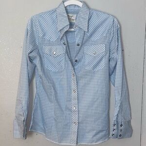 Vintage 70’s Wrangler Women Gingham Pearl Snap Shirt Made in USA 34